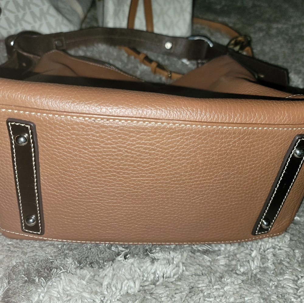Purse - Picture 3 of 4